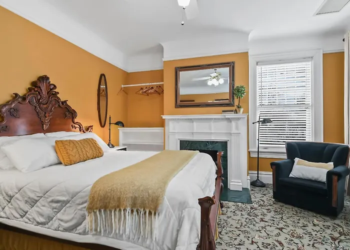 Gasthof The Pasfield House 4*